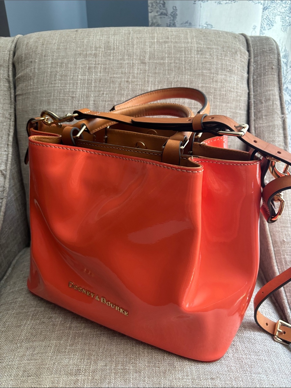NEW! Dooney & Burke Orange Patent Leather Large City Barlow Bag Limited Edition. - Picture 9 of 14